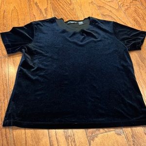 Impressions Lifestyle black velvet t shirt